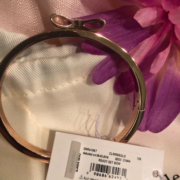 **Final Markdown**Kate Spade Bracelet/Earring Set - Picture 4 of 8